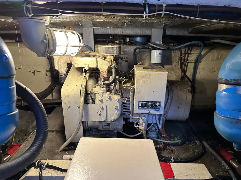 Slide: The Image of Hatteras 36 Convertible 1985 - 57