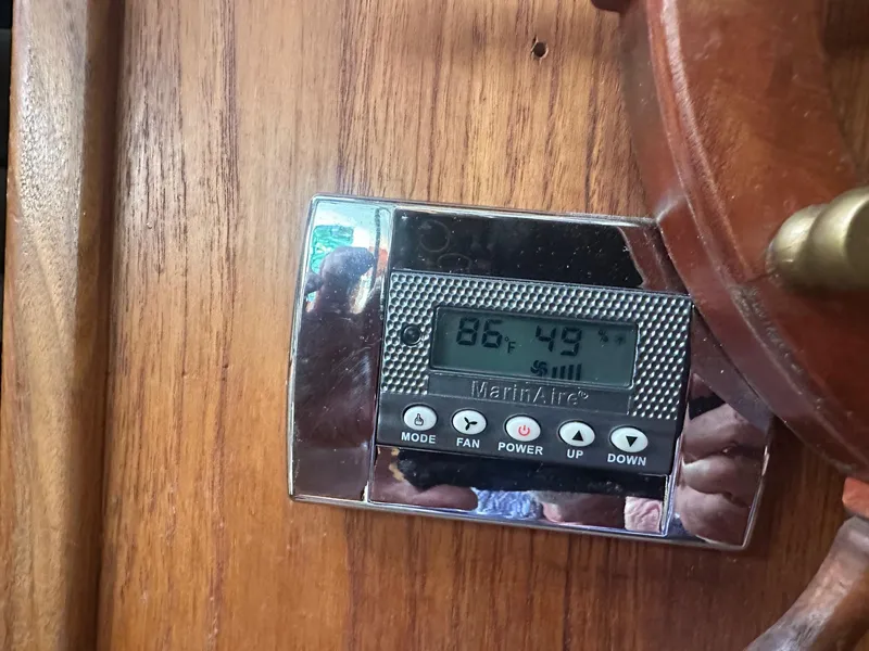 Slide: The Image of Jeanneau Attalia 32 1983 - 55