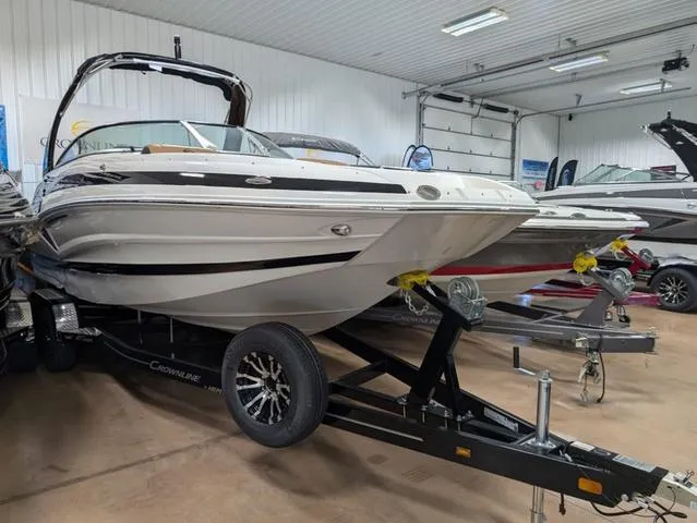 Slide: The Image of Crownline Boats Eclipse E255 2024 - 3