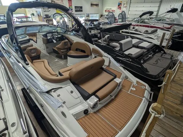 Slide: The Image of Crownline Boats Eclipse E255 2024 - 5