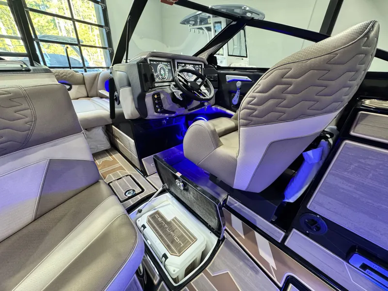 Centurion Ri245 2024 for Sale | MarineSource