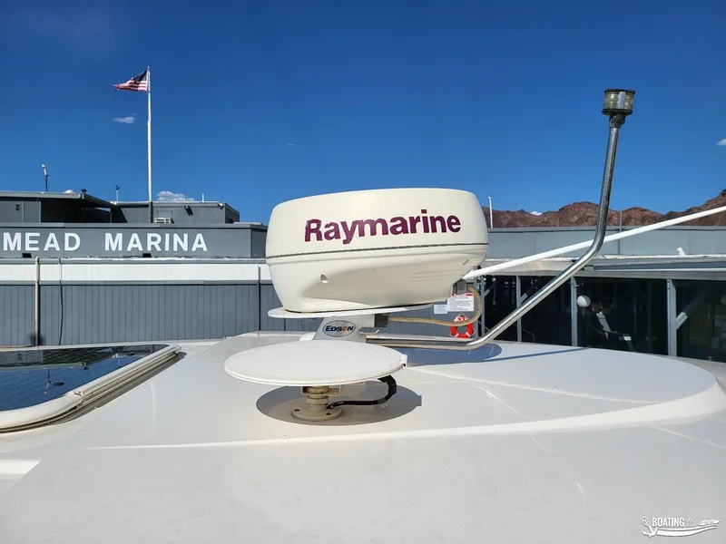 Slide: The Image of Raymarine radar on 2008 Monterey 350Sport Yacht at Mead Marina. - 15
