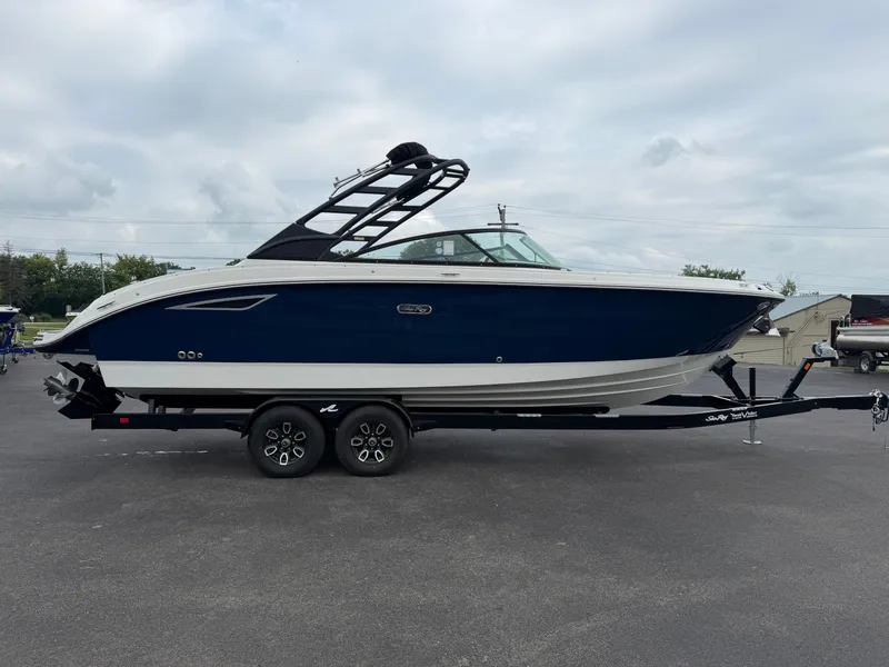 Slide: The Image of Sea Ray SDX 270 2025 - 0
