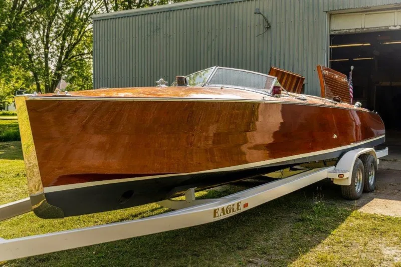 Slide: The Image of port bow - 20