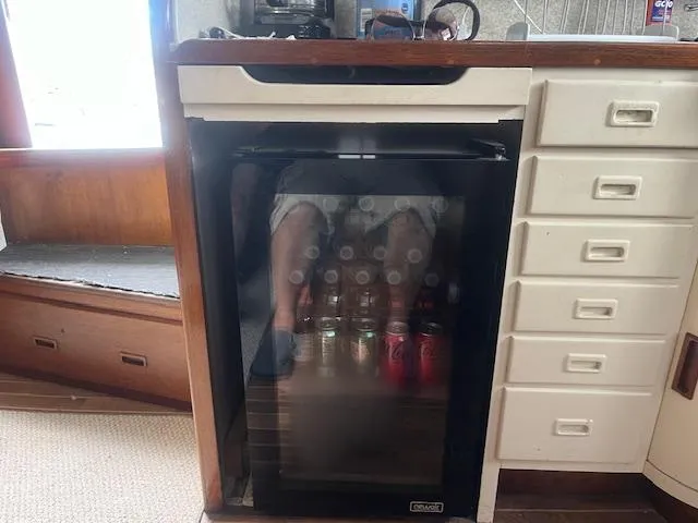 Slide: The Image of 1982 Monk 40 Drink Cooler View - 12