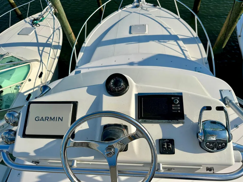 Slide: The Image of Helm of 2014 Albemarle 360 Express Fisherman with Garmin navigation system. - 43