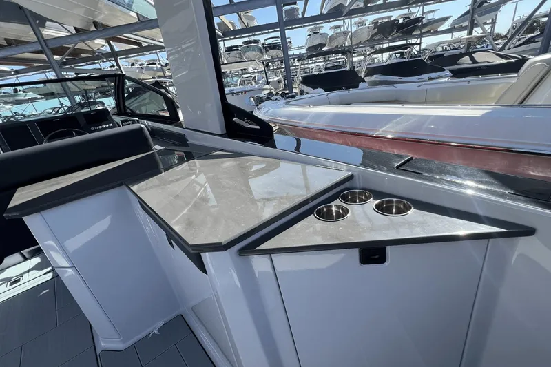Slide: The Image of Aviara AV32 Outboard 2023 - 17