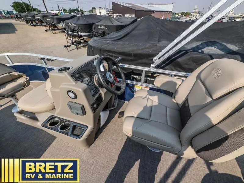 Slide: The Image of BASS BUGGY 16 XL Select 2025 model at Bretz RV & Marine dealership. - 7
