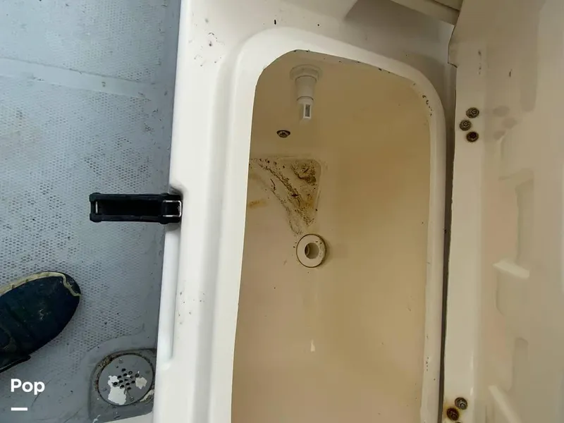 Slide: The Image of 2004 Mako 212 for sale in trappe, MD - 14