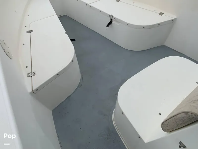 Slide: The Image of 2004 Mako 212 for sale in trappe, MD - 26