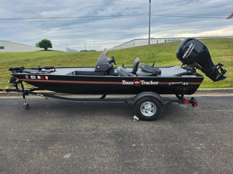 Slide: The Image of 2021 Tracker Bass Tracker Classic XL fishing boat on trailer. - 4