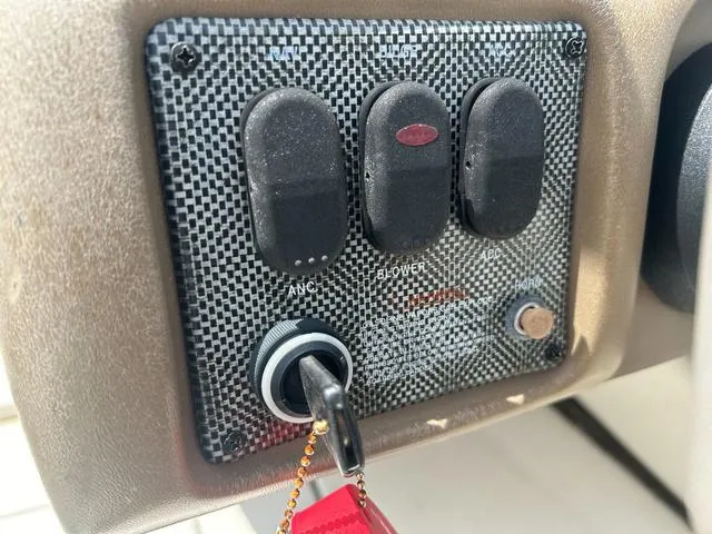 Slide: The Image of Glastron SX 195 2001 - 8