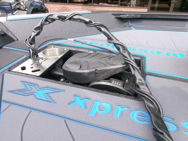 Slide: The Image of Xpress X19 Pro 2025 - 13