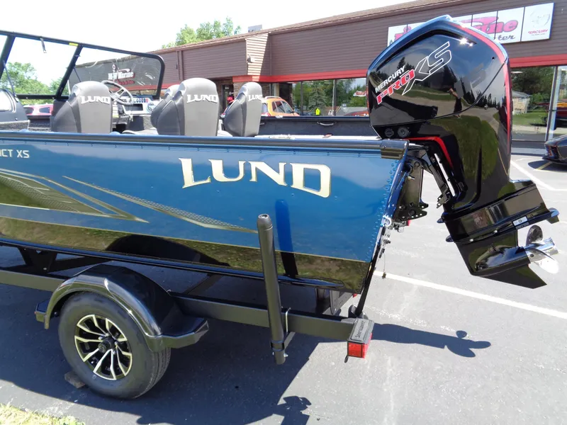 Slide: The Image of 2024 Lund 1875 Impact XS boat with Mercury Pro XS outboard motor. - 7