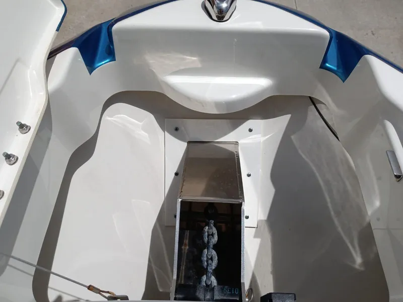 Slide: The Image of 2019 Formula 270 Bowrider anchor storage compartment with chain. - 15