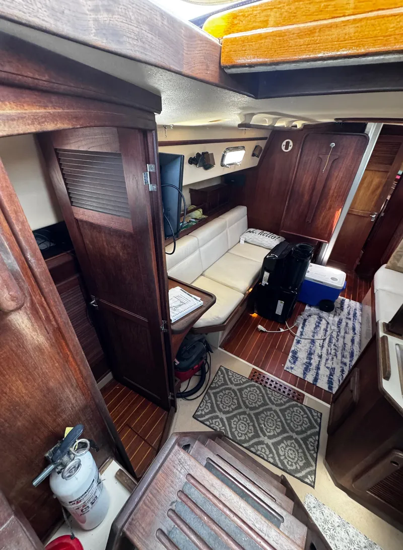 Slide: The Image of Fusion MS-UD755 audio system on 1989 Island Packet 35 yacht dashboard. - 63