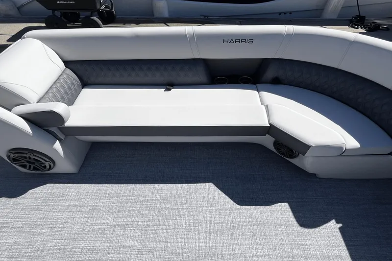 Slide: The Image of Harris 250 SUNLINER 2025 - 11