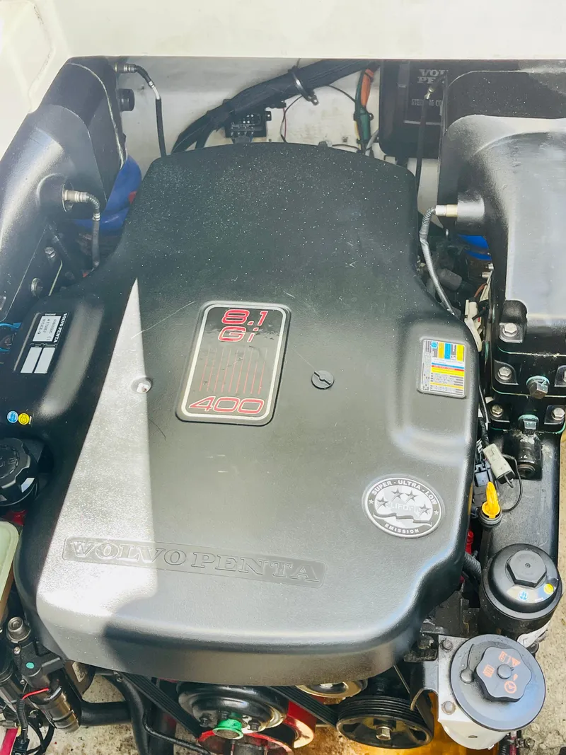 Slide: The Image of 2012 Cruisers 350 Express engine compartment with Volvo Penta 8.1L engine. - 39