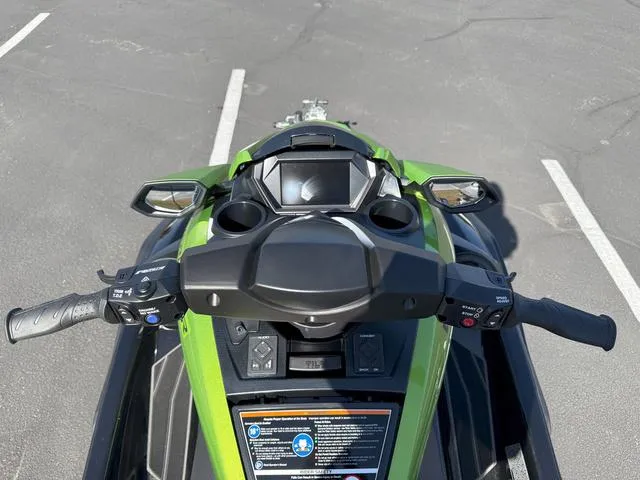 Slide: The Image of Yamaha FX Cruiser SVHO 2024 - 6