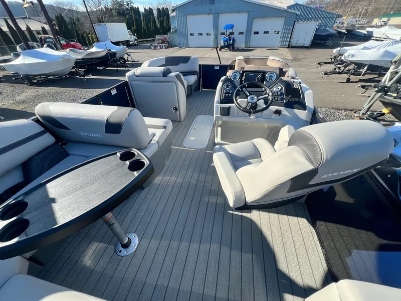 Slide: The Image of Sylvan L-3 CLZ Tritoon 2025 - 10