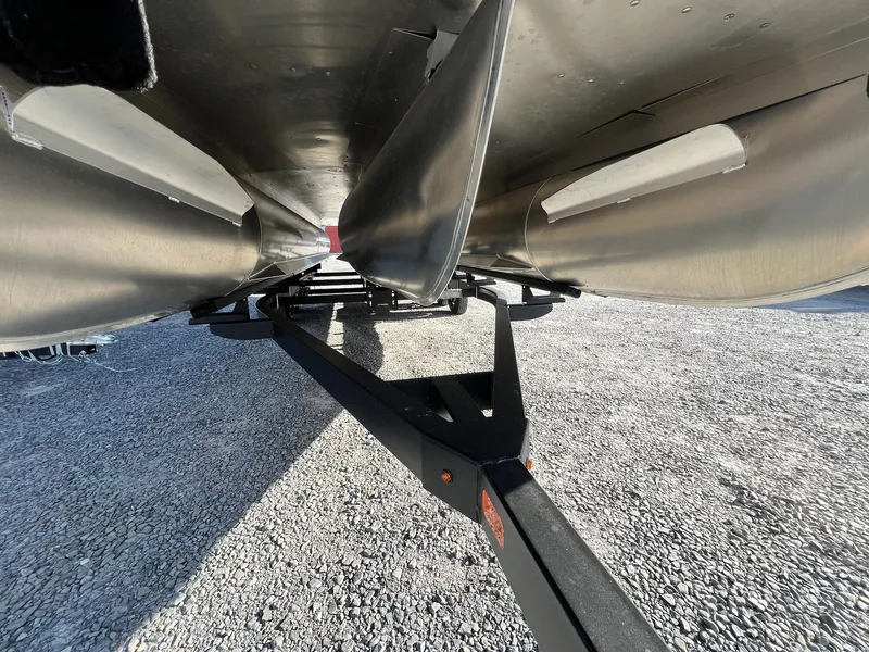 Slide: The Image of Sylvan L-3 CLZ Tritoon 2025 - 15