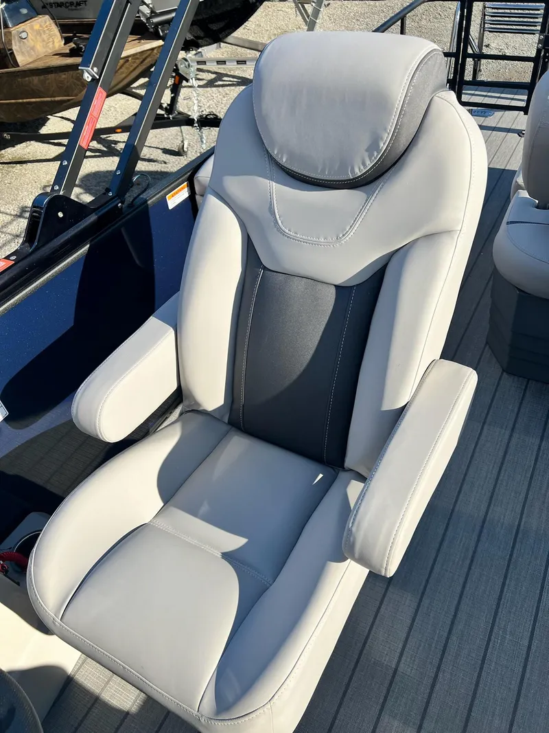 Slide: The Image of Sylvan L-3 CLZ Tritoon 2025 - 24