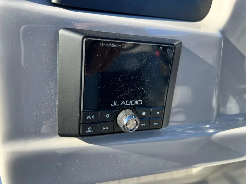 Slide: The Image of Sylvan L-3 CLZ Tritoon 2025 - 40