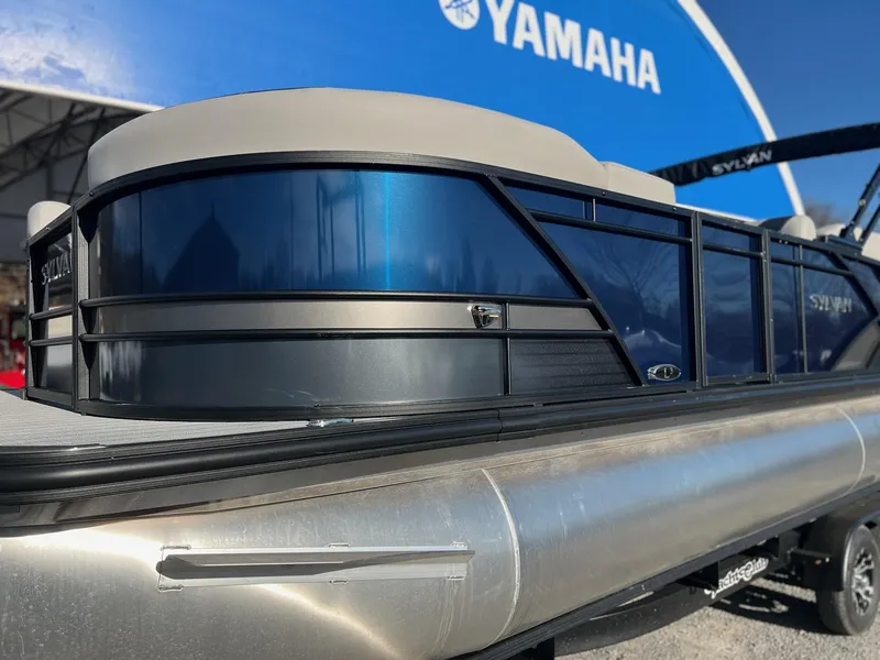 Slide: The Image of Sylvan L-3 CLZ Tritoon 2025 - 43