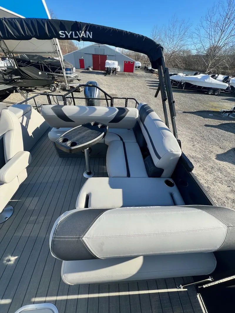 Slide: The Image of Sylvan L-3 CLZ Tritoon 2025 - 45