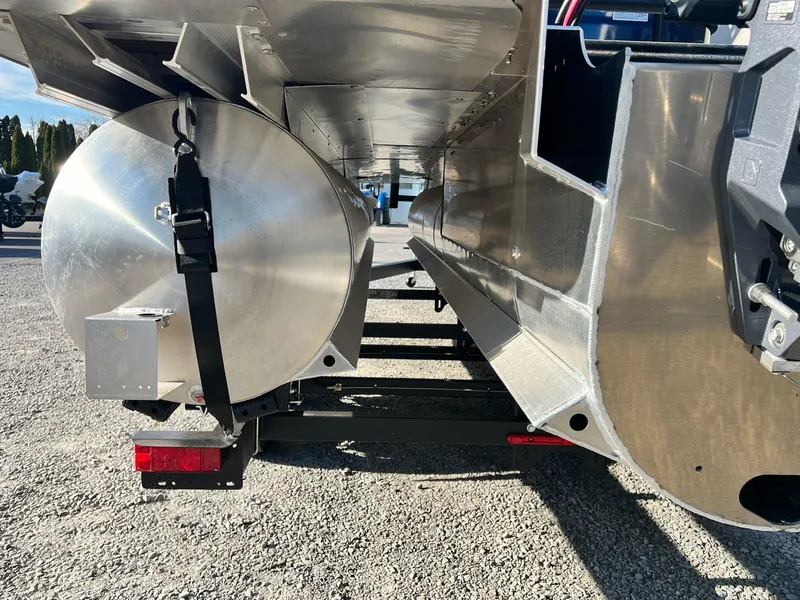 Slide: The Image of Sylvan L-3 CLZ Tritoon 2025 - 49