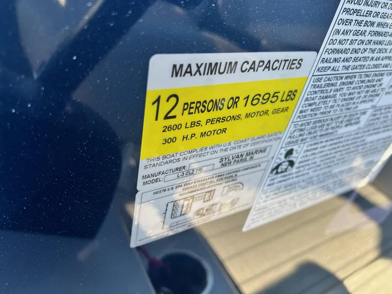 Slide: The Image of Sylvan L-3 CLZ Tritoon 2025 - 5