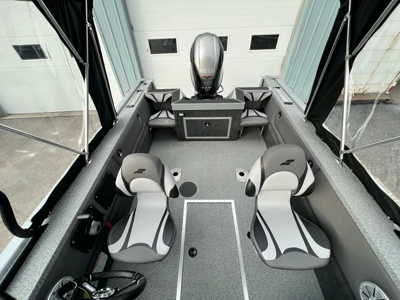 Slide: The Image of Starweld Fusion Pro 18 DC 2025 - 12