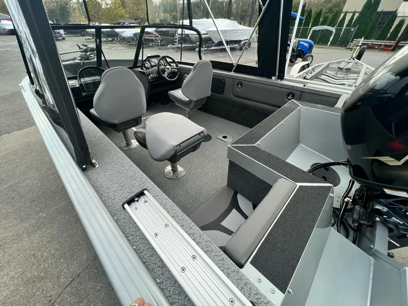 Slide: The Image of Starweld Fusion Pro 18 DC 2025 - 15