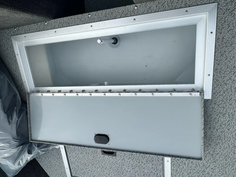 Slide: The Image of Starweld Fusion Pro 18 DC 2025 - 34