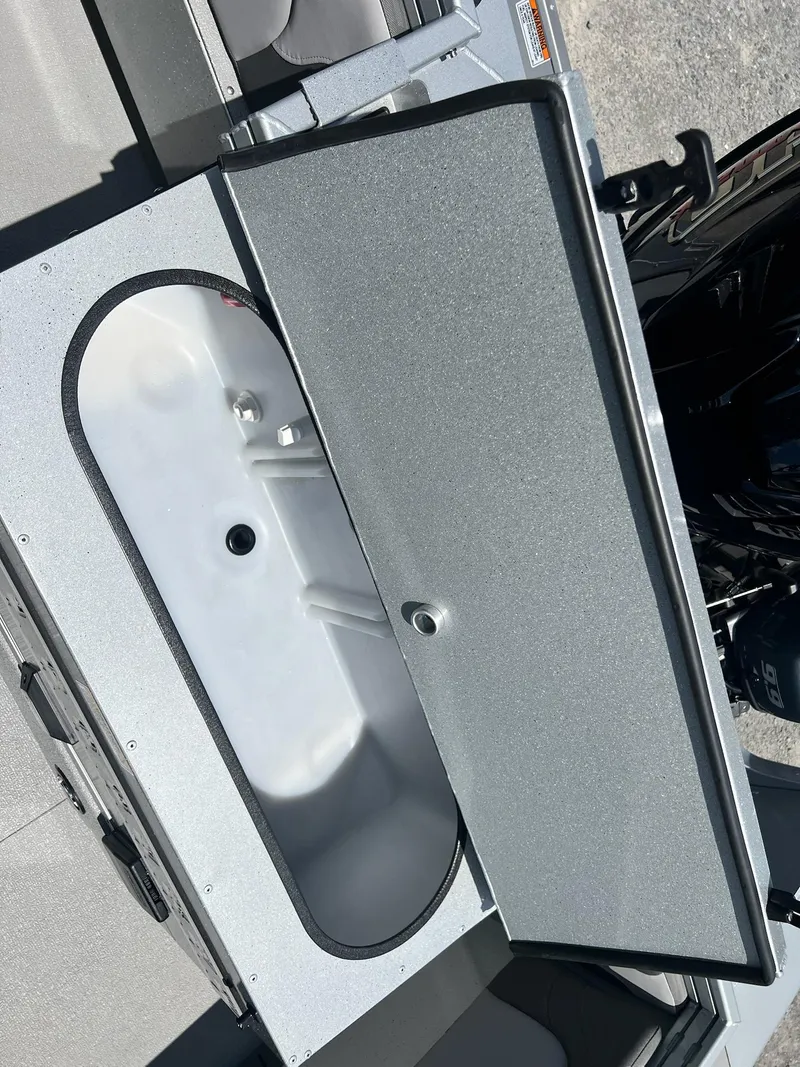 Slide: The Image of Starcraft Mariner 210 XT 2024 - 17