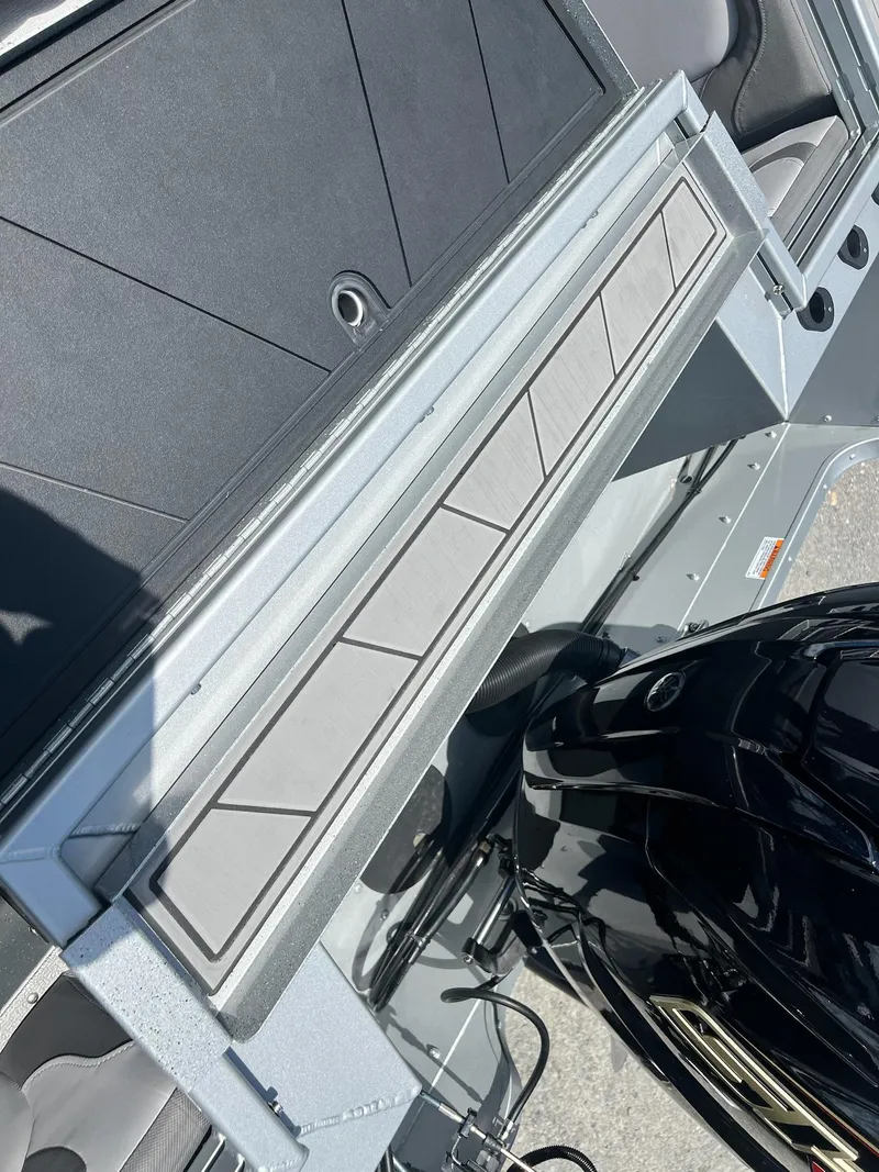 Slide: The Image of Starcraft Mariner 210 XT 2024 - 27