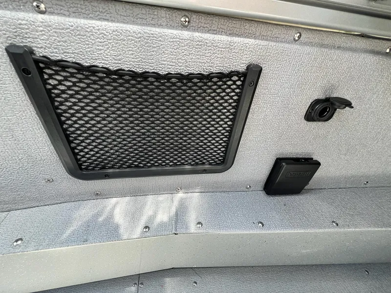 Slide: The Image of Starcraft Mariner 210 XT 2024 - 36