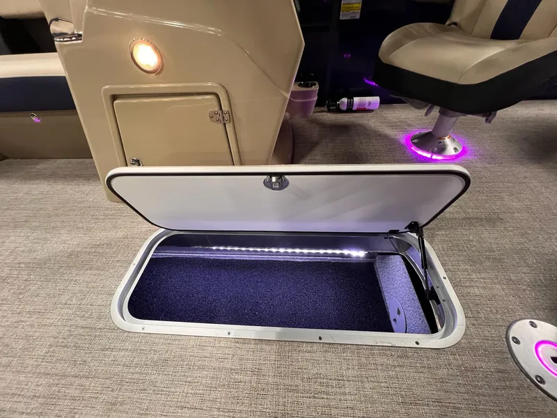 Slide: The Image of Berkshire CTS Series 24 RFC 3.0 Tritoon 2025 - 29