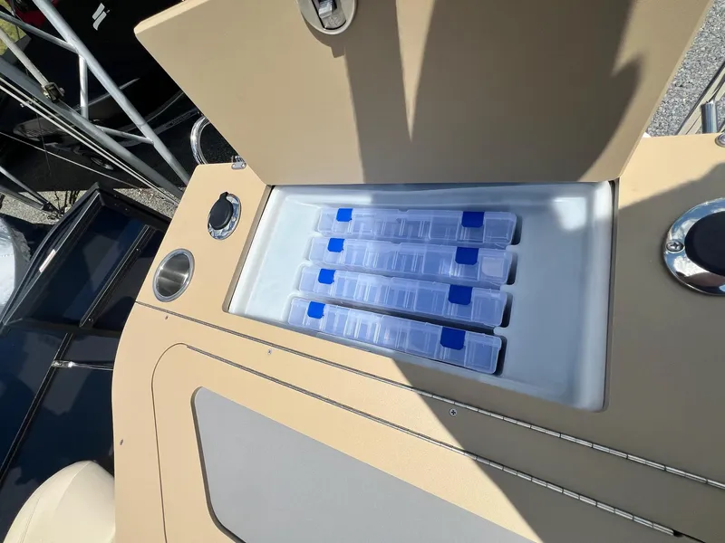 Slide: The Image of Berkshire CTS Series 24 RFC 3.0 Tritoon 2025 - 33