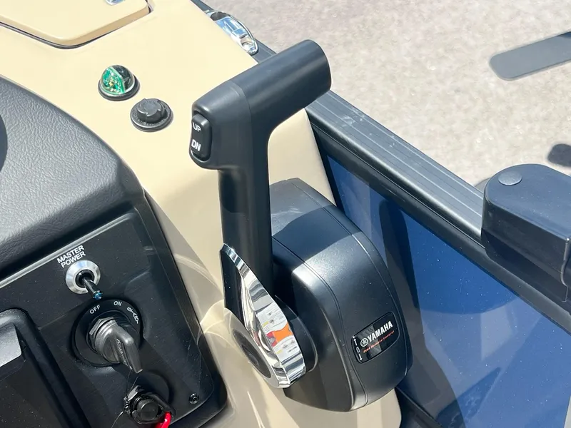 Slide: The Image of Berkshire CTS Series 24 RFC 3.0 Tritoon 2025 - 41