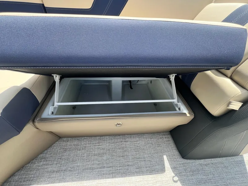 Slide: The Image of Berkshire CTS Series 24 RFC 3.0 Tritoon 2025 - 45