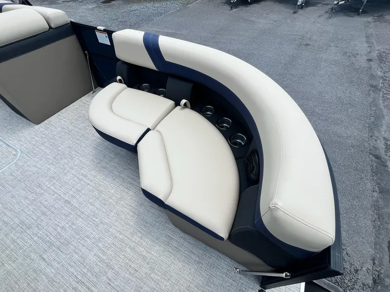 Slide: The Image of Berkshire CTS Series 24 RFC 3.0 Tritoon 2025 - 7