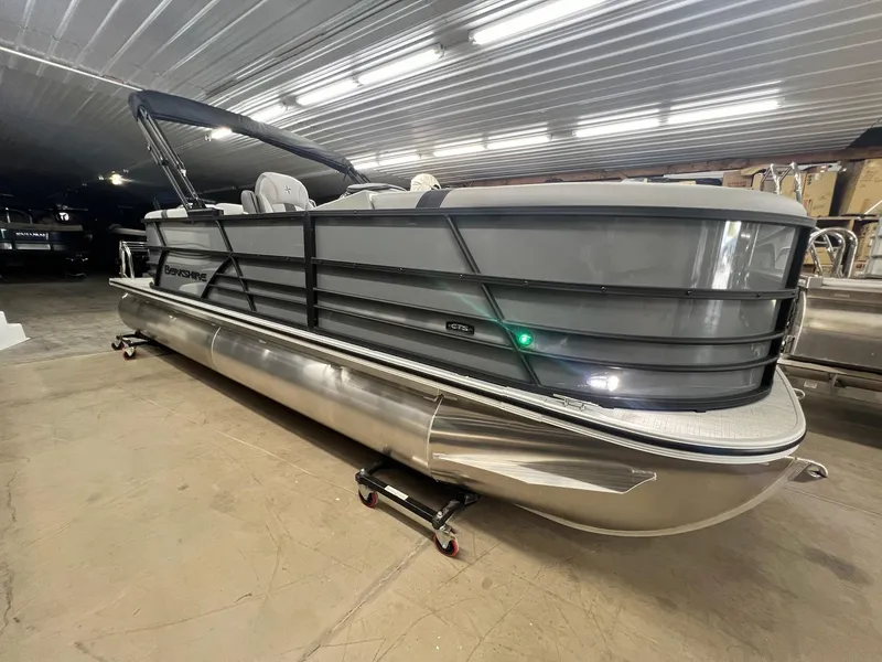 Slide: The Image of Berkshire 22RFX CTS 3.0 Tritoon 2025 - 5