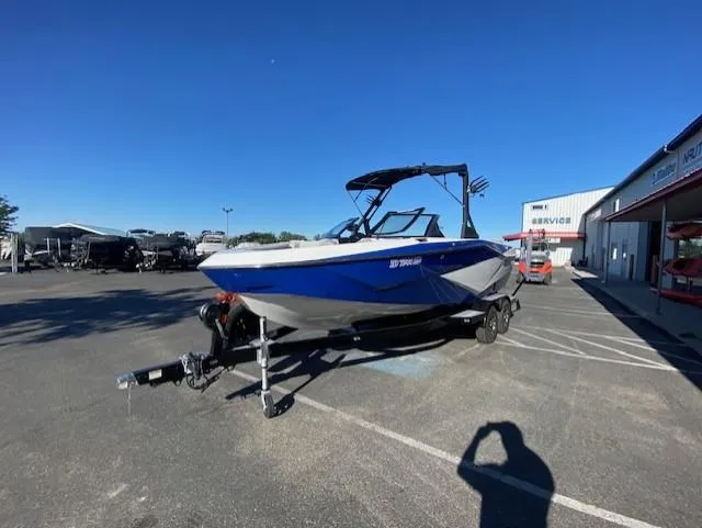 Slide: The Image of Axis Wake Research T220 2022 - 6