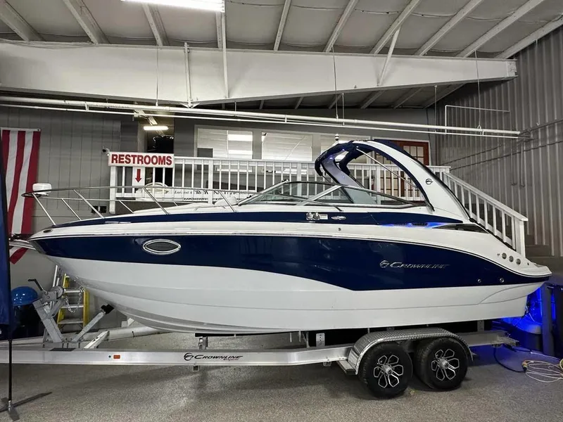 The Image of Crownline Boats 270 CR 2024 - 1
