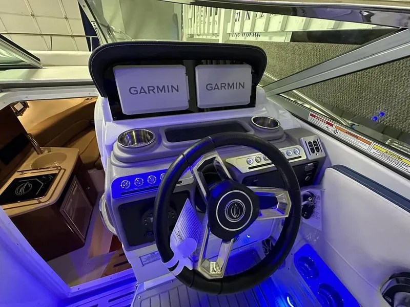 Slide: The Image of Crownline Boats 270 CR 2024 - 11