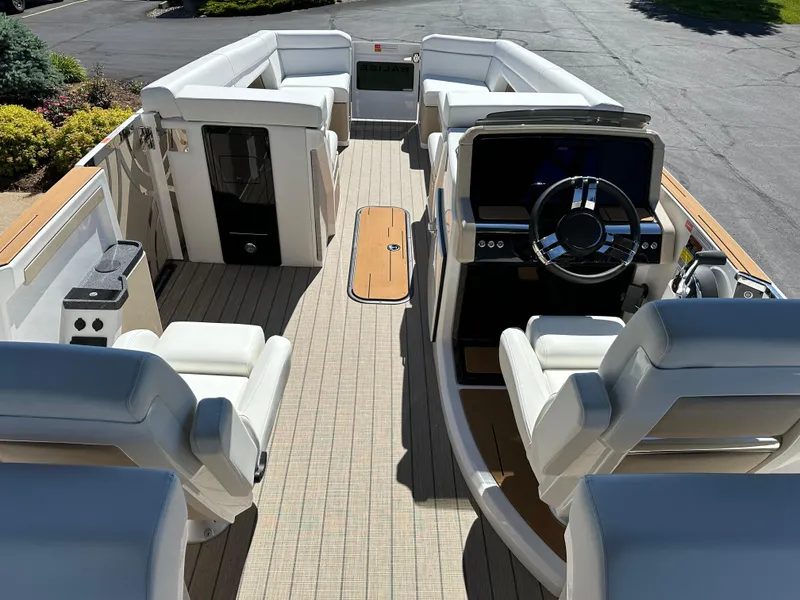 Slide: The Image of Balise Horizon 26C 2025 - 18