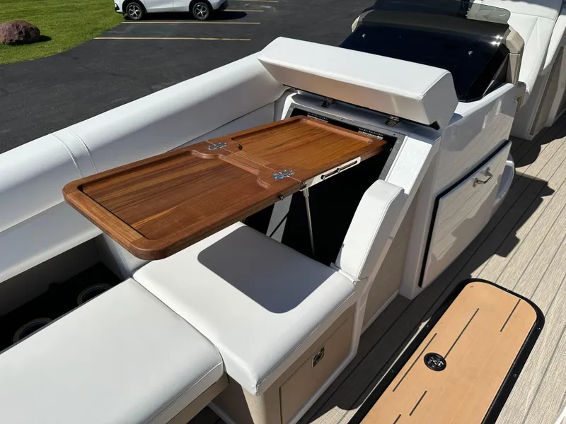 Slide: The Image of Balise Horizon 26C 2025 - 31