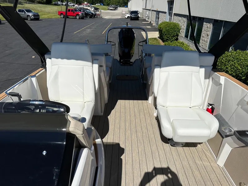 Slide: The Image of Balise Horizon 26C 2025 - 32