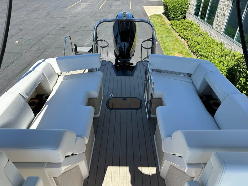 Slide: The Image of Balise Horizon 26C 2025 - 33